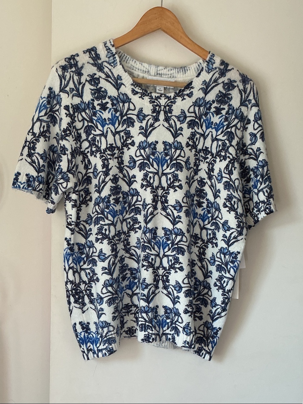 CeCe White Short-Sleeve Knit Top with Blue Floral Pattern